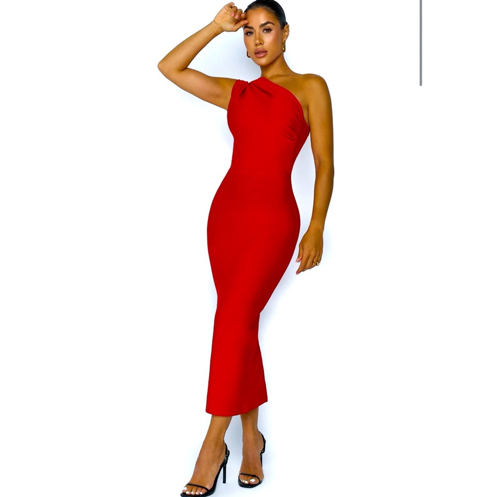 ILANA DRESS (XS)
One Shoulder Bandage Midi